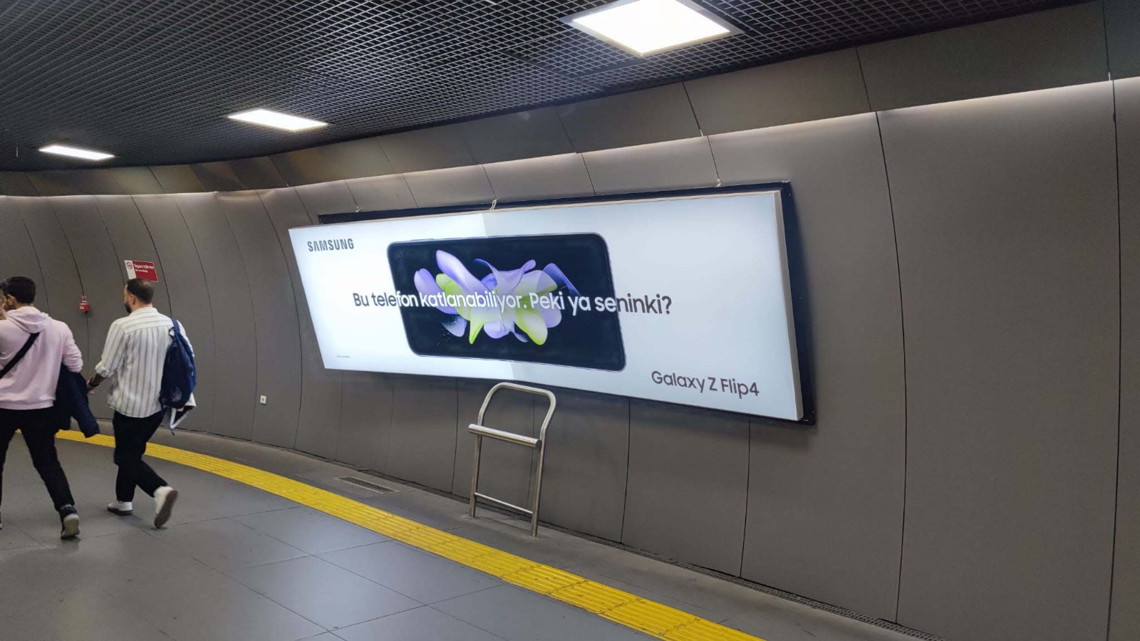 Apple Transit Gallery