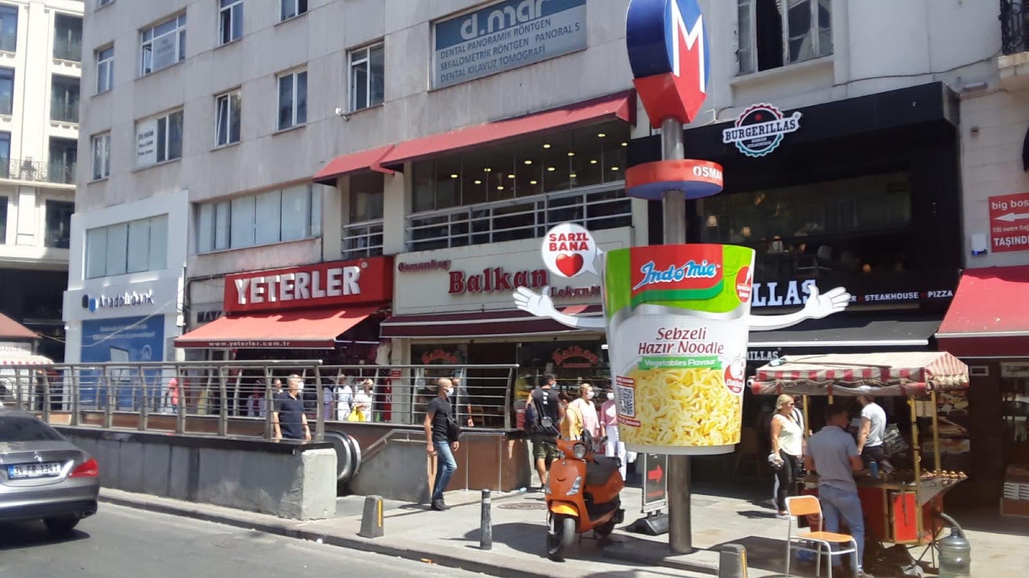 Indomie Metro Column